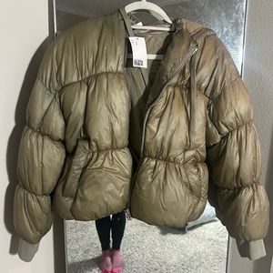 Olive green puffer NWT